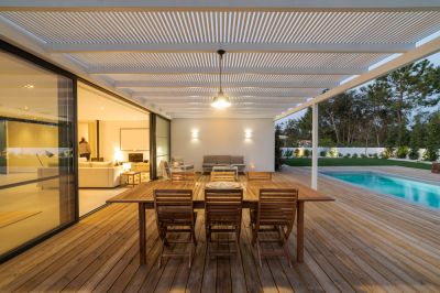 Create an Outdoor Space for Entertaining!